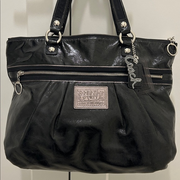 Coach (EUC) Poppy Daisy Liquid Gloss Tote - Picture 1 of 16